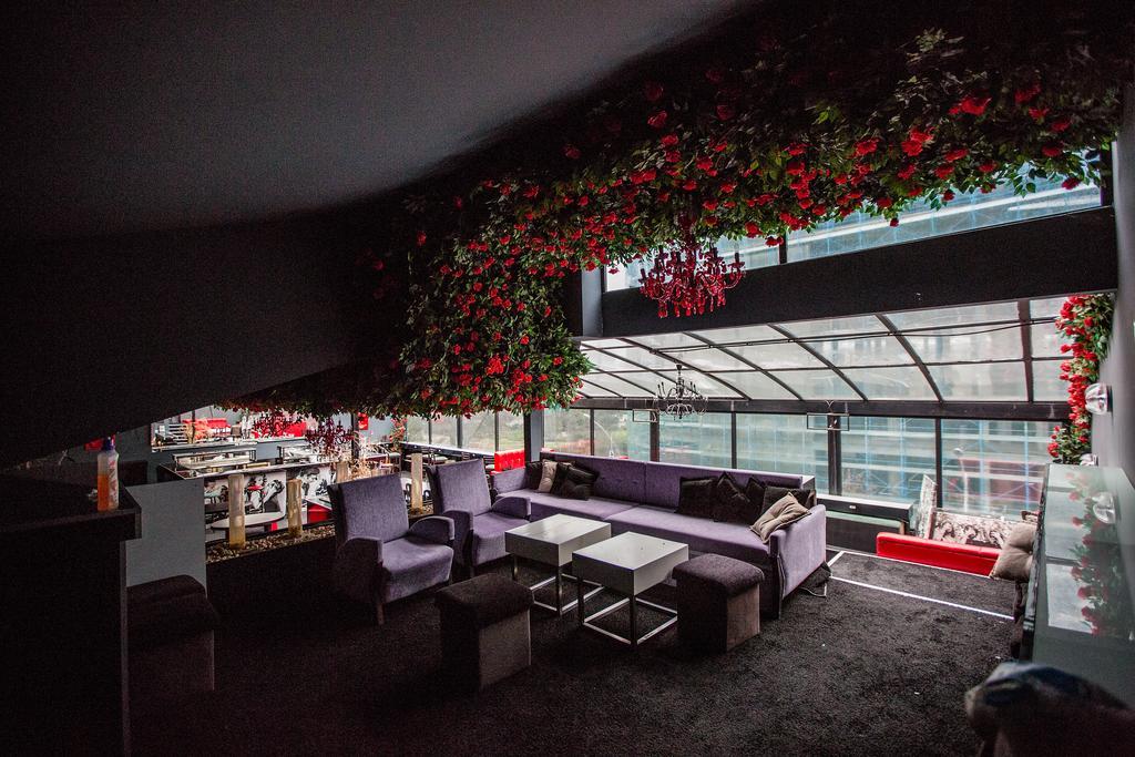 Living Hotel Tirana Kültér fotó