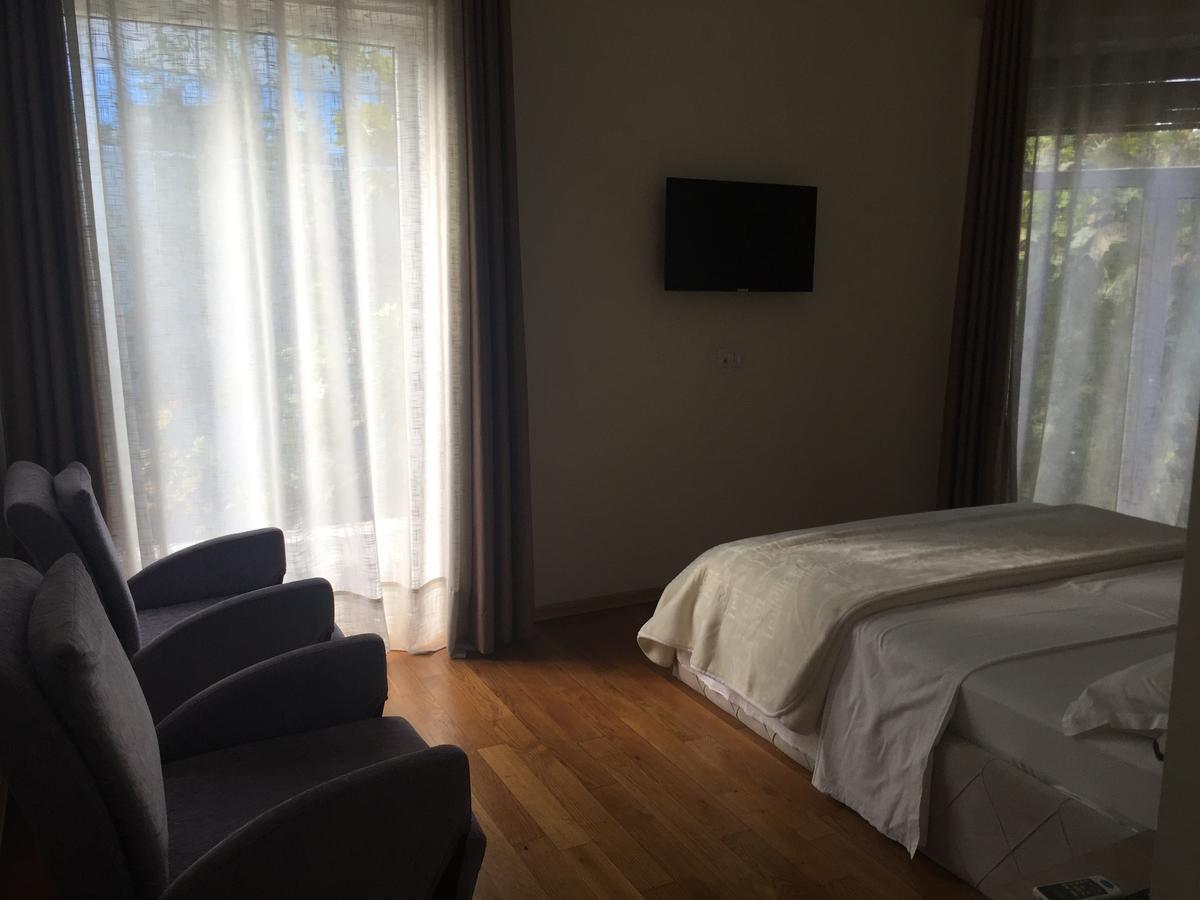 Living Hotel Tirana Kültér fotó