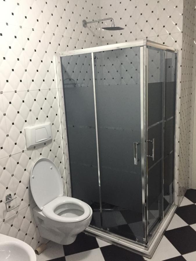 Living Hotel Tirana Kültér fotó