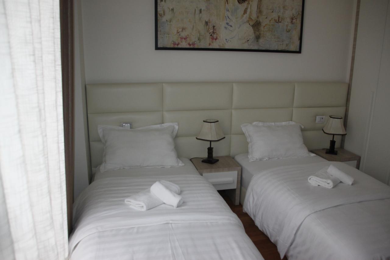 Living Hotel Tirana Kültér fotó